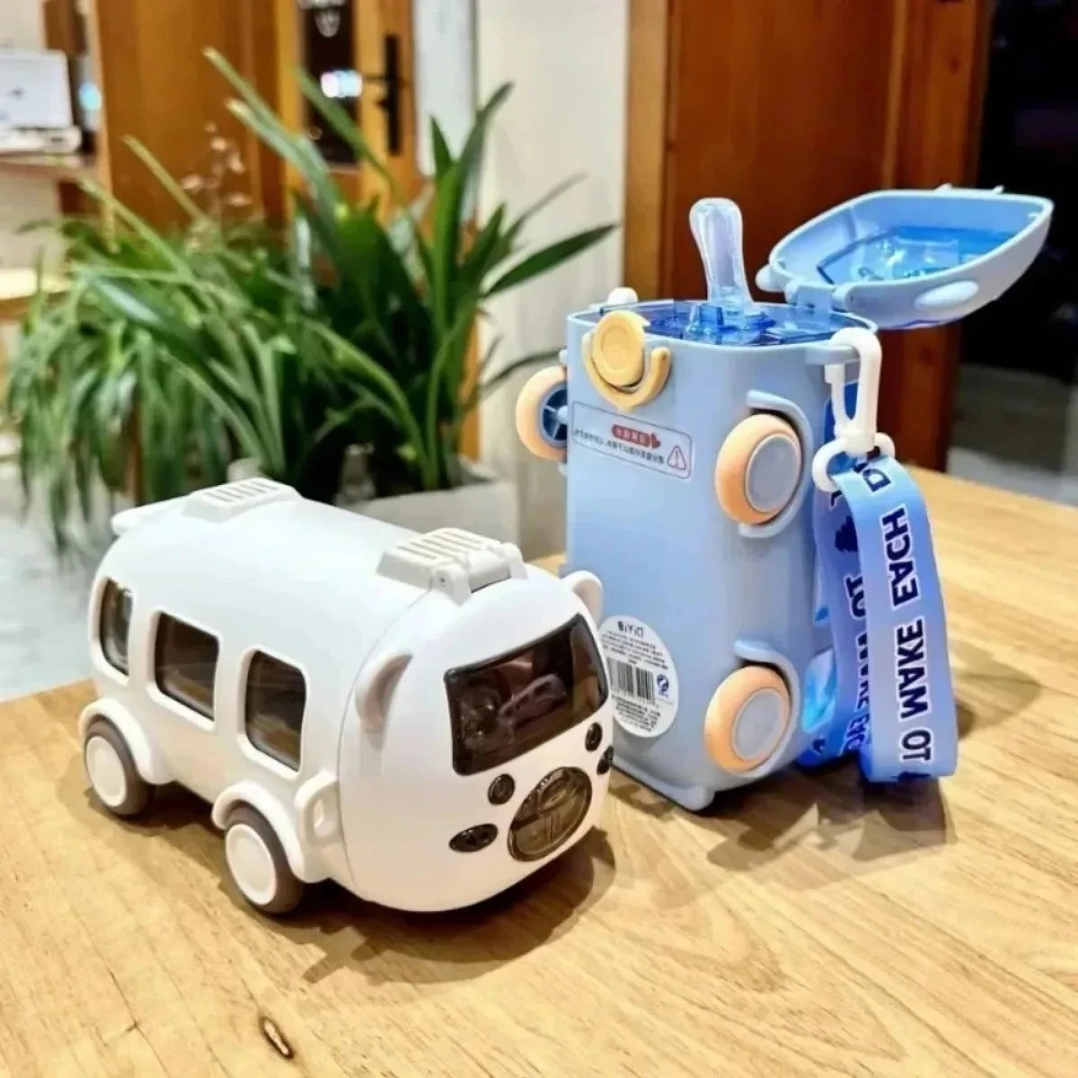 AquaGo™ Bus Water Bottle For Kids – 500ml Leakproof, BPA-Free with Sipper, Straw & Lock